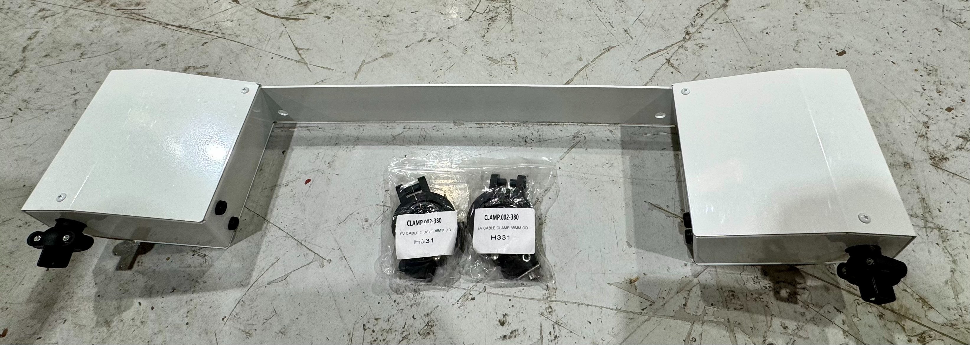 Dual Cable Retractor for ABB Terra 124, 184, Non-HC